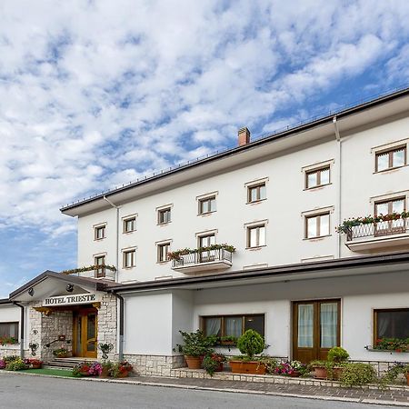 Hotel Trieste Рокарасо Екстериор снимка