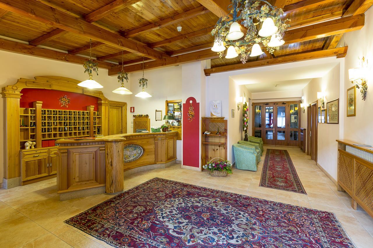 Hotel Trieste Рокарасо Екстериор снимка