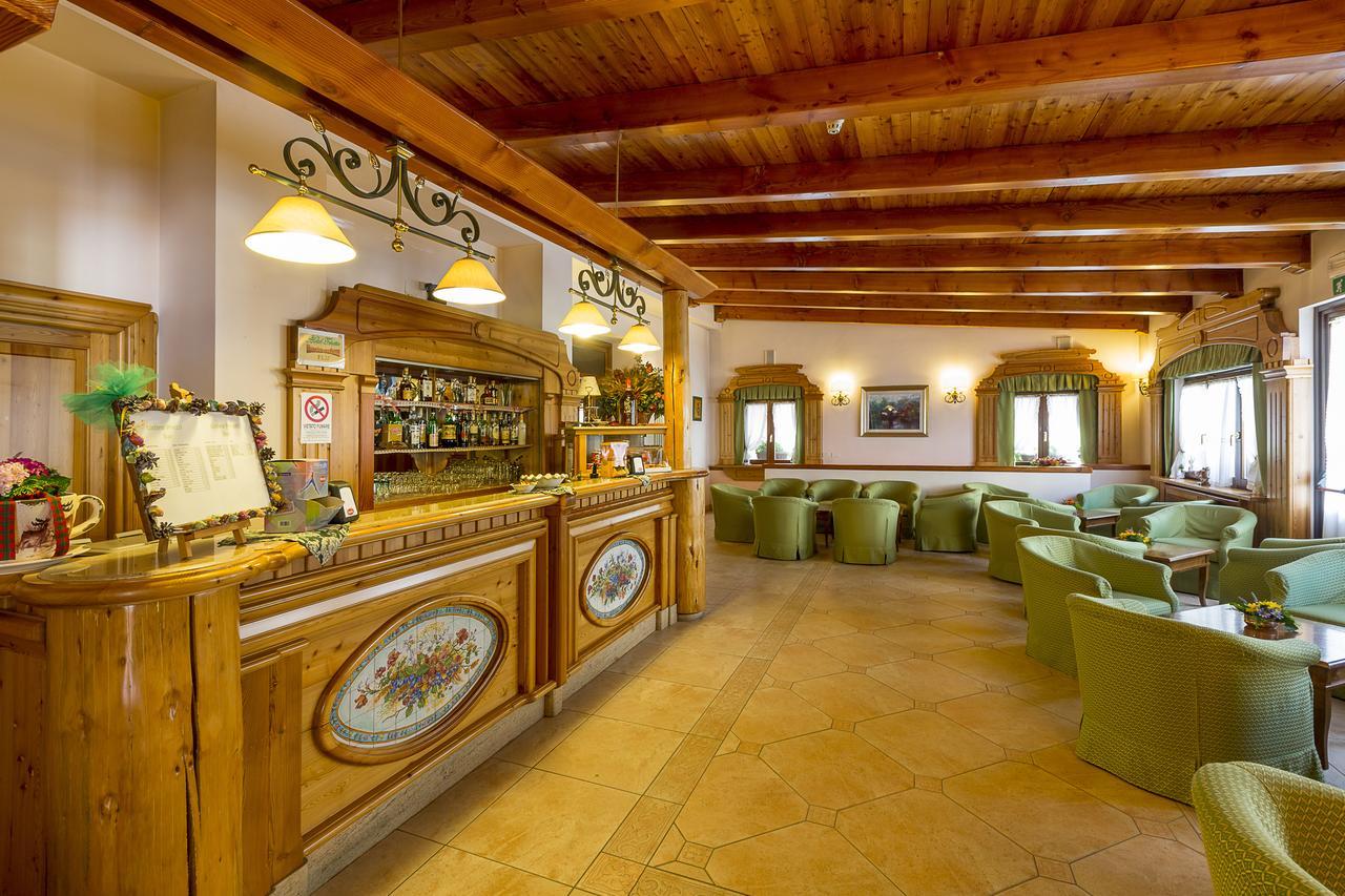 Hotel Trieste Рокарасо Екстериор снимка